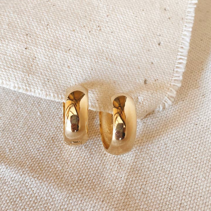 Chunky Clicker Hoop Earrings in 18k