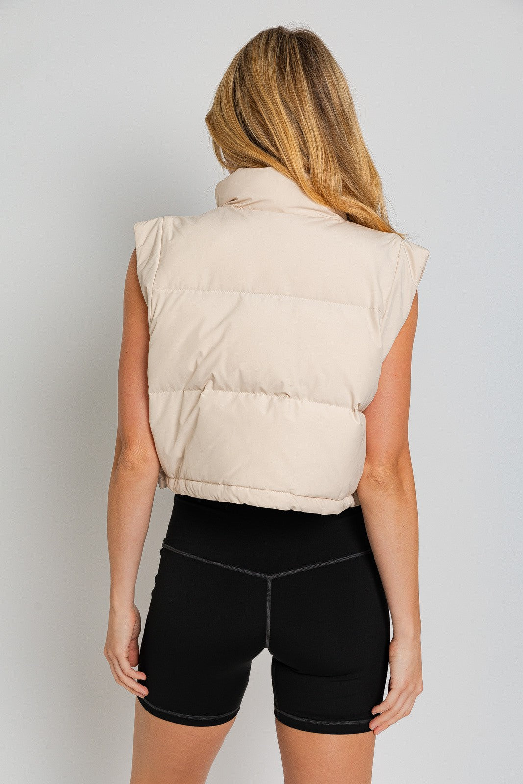 Jeni Vest