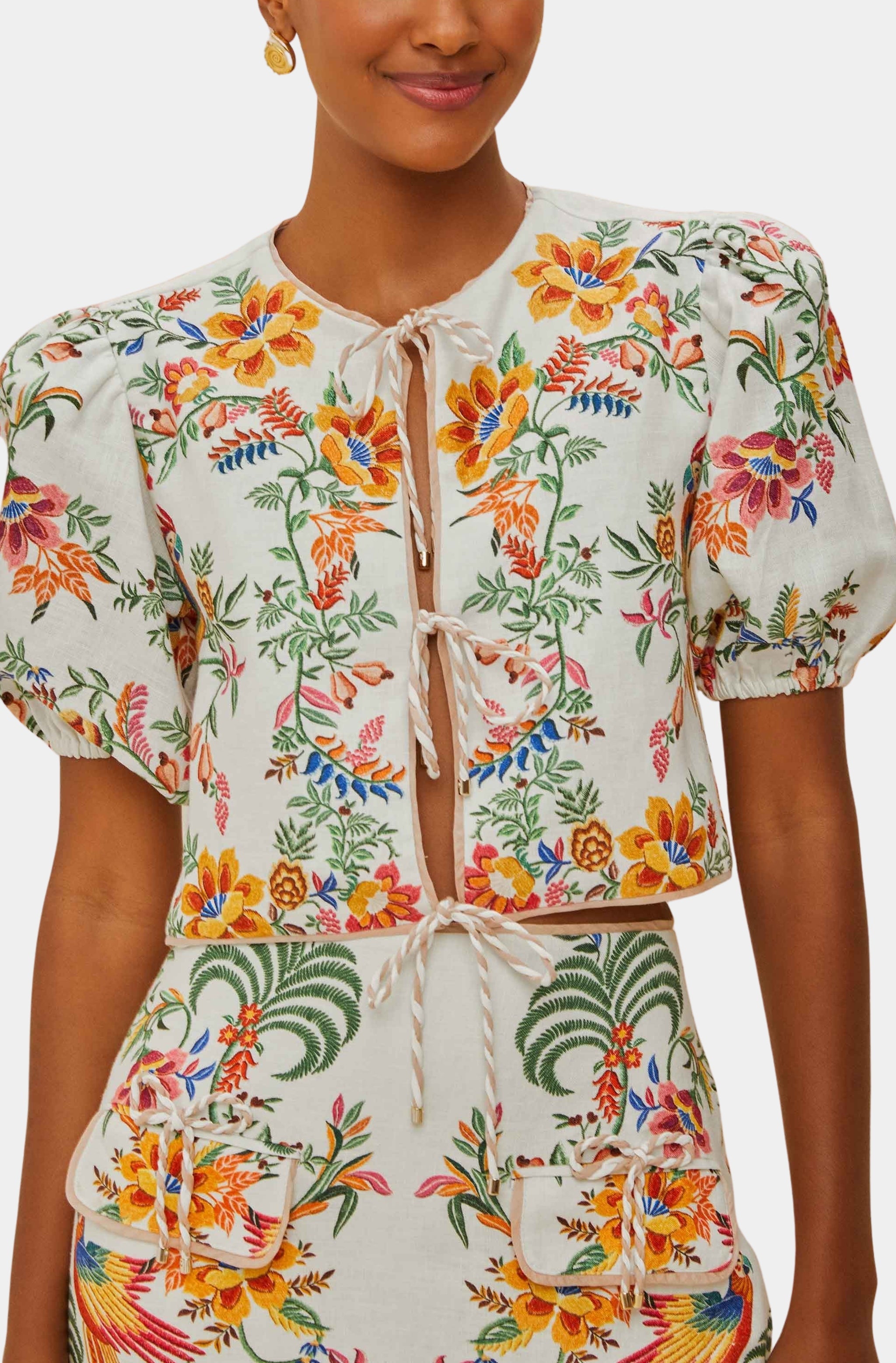 Delicate Forest Scarves Off-White Short Sleeve Blouse