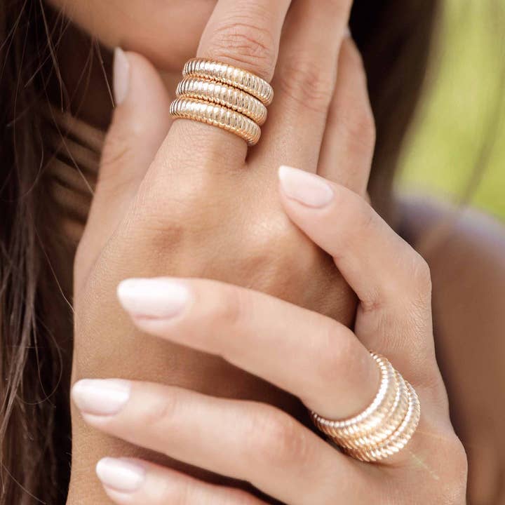 Twisted Flex Ring