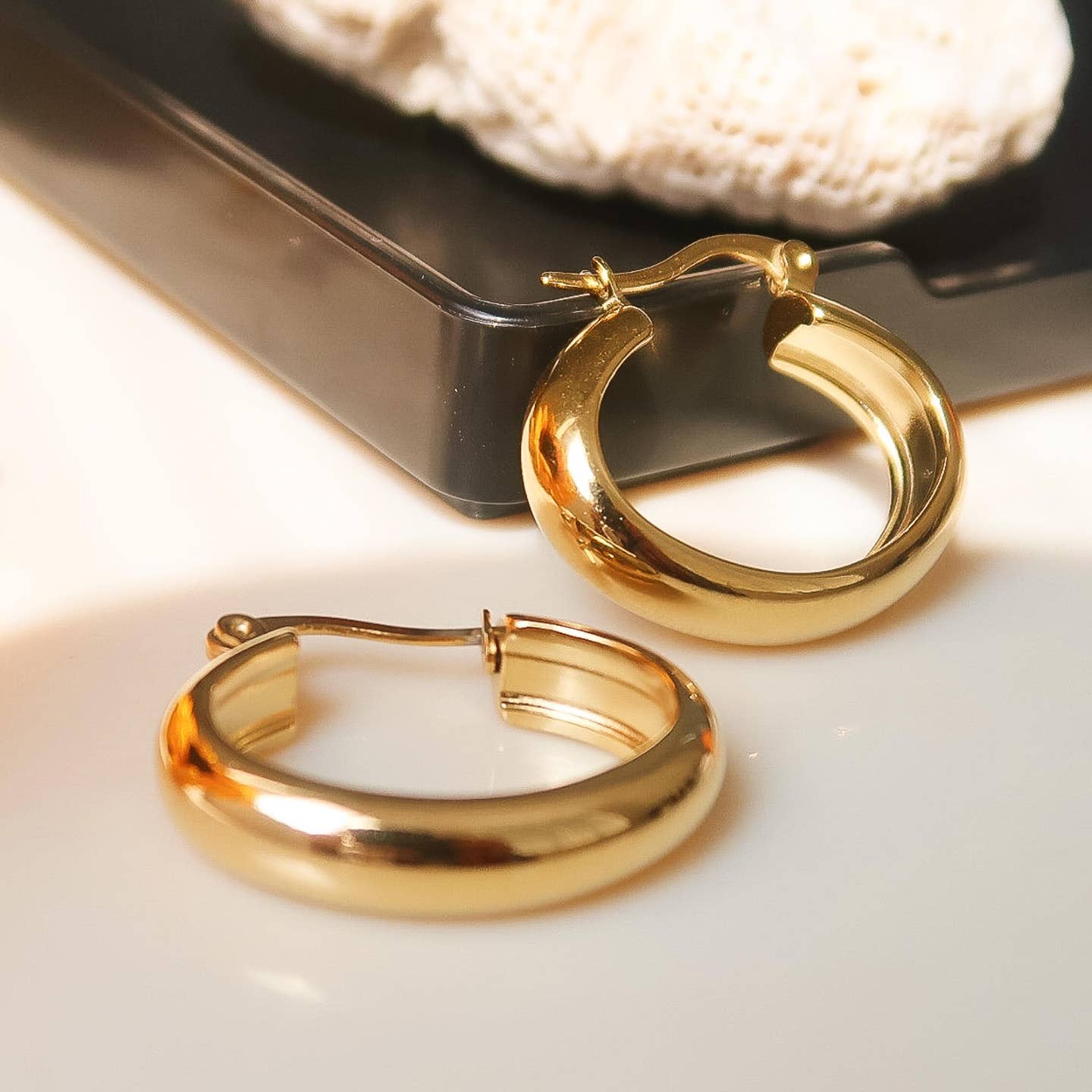 Constance Hoops