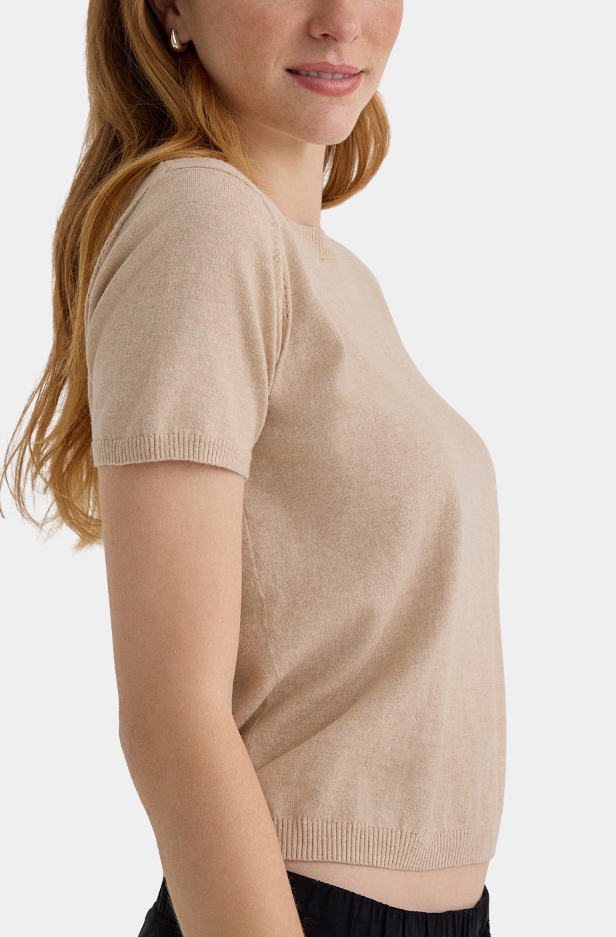 Short Sleeve Crew Neck Knit Top