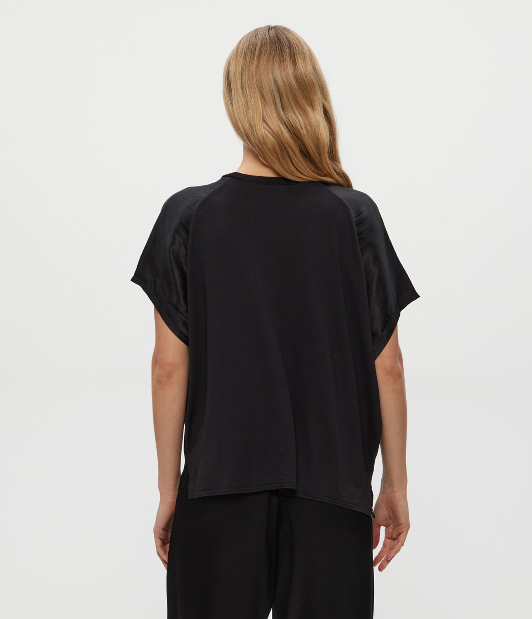 Flow Satin Tee