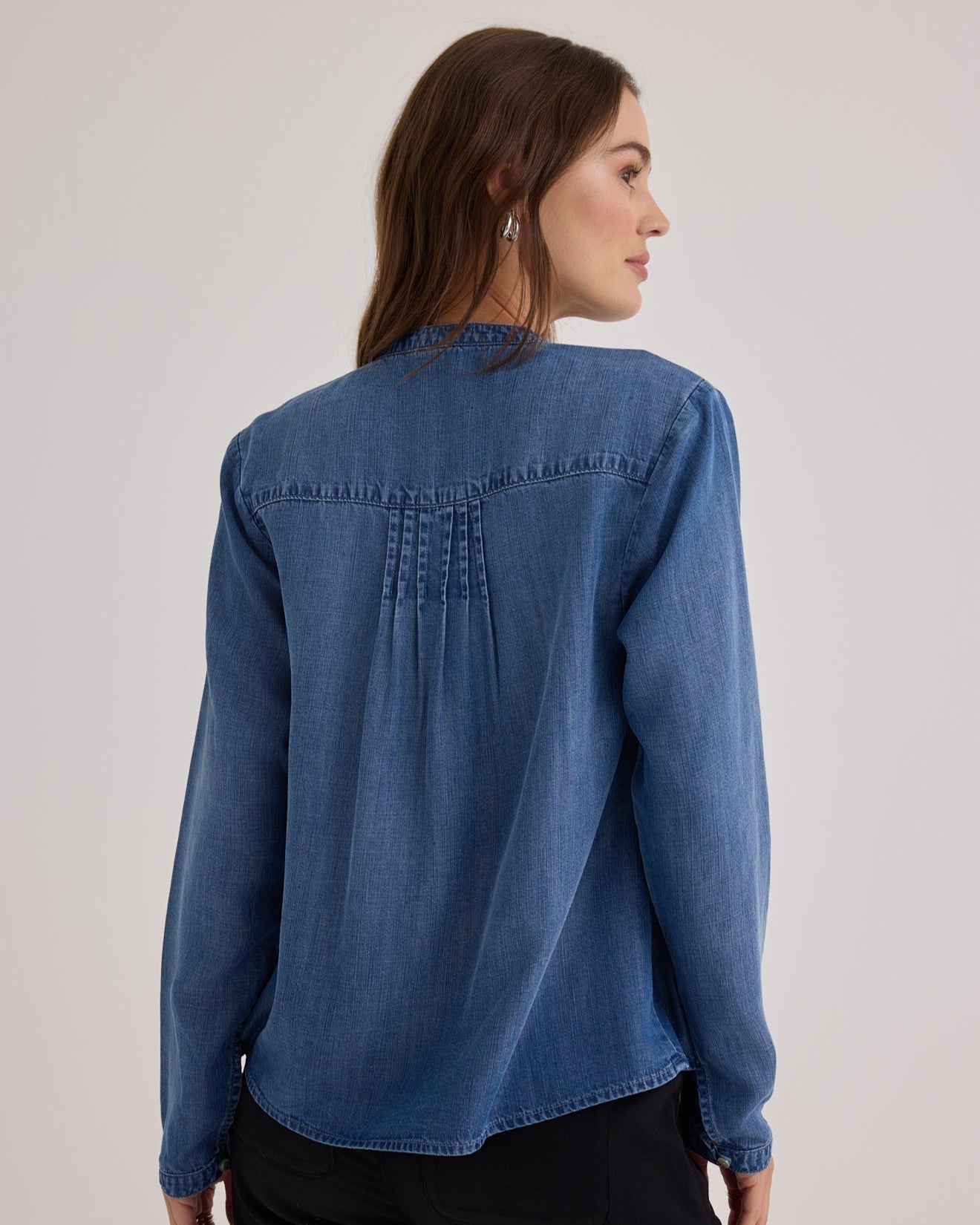 Long Sleeve Pintuck Pullover