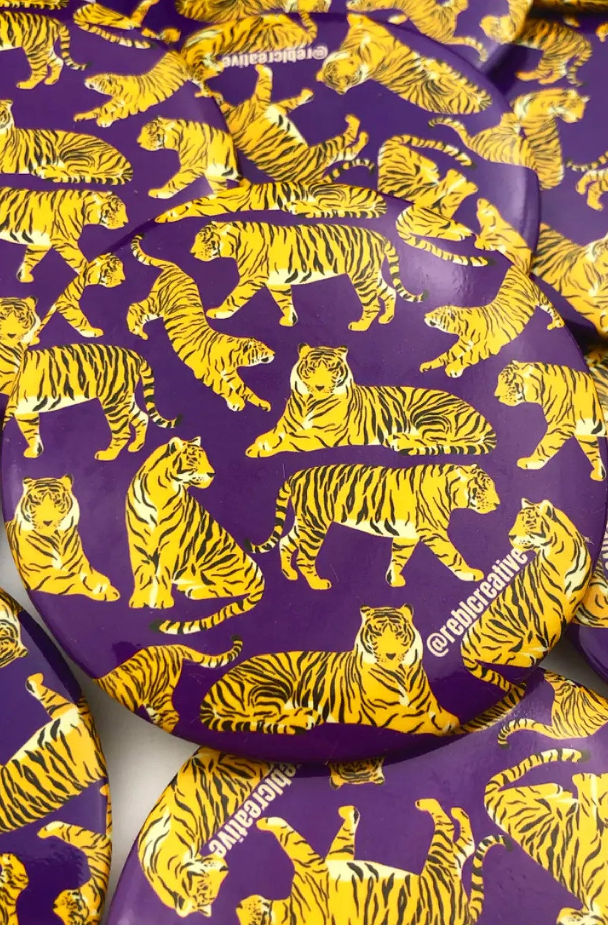 Tiger Lounge Game Day Button