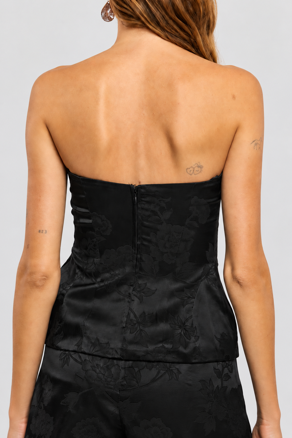 Sky to Moon SM-T10672B Pheline Top Black back — supplier image edited by Hemmy 2026-10-16